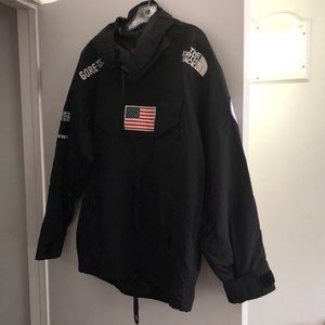 Supreme The North Face Expedition Jacket